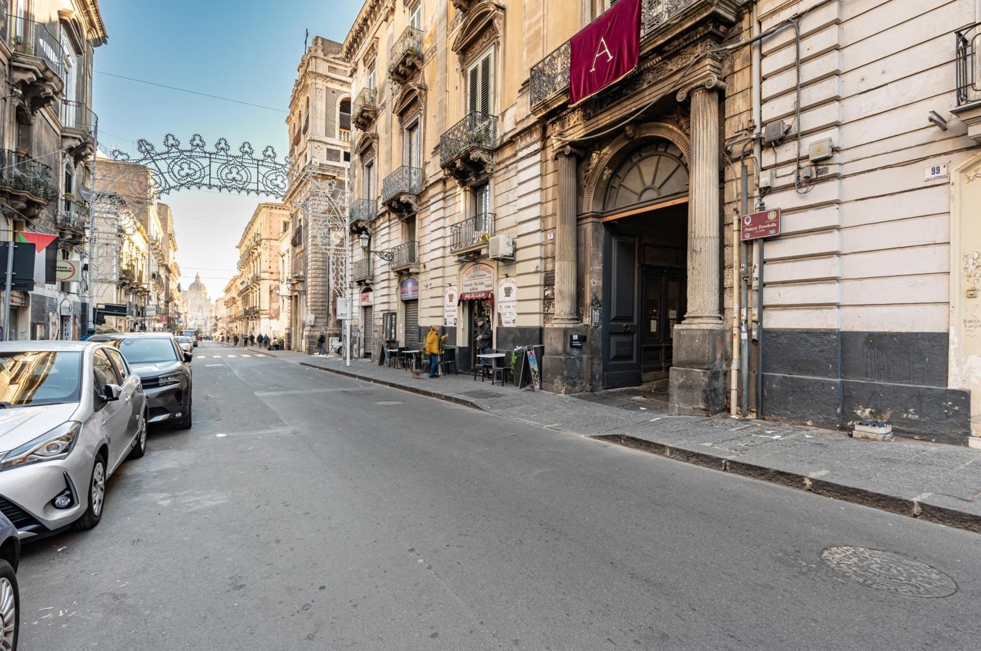 I Colori Di Lalla - 300 M Far From Castello Ursino Catania Ngoại thất bức ảnh